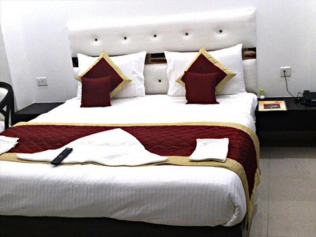 Hotel Vivah Residency Neu-Delhi Exterior foto
