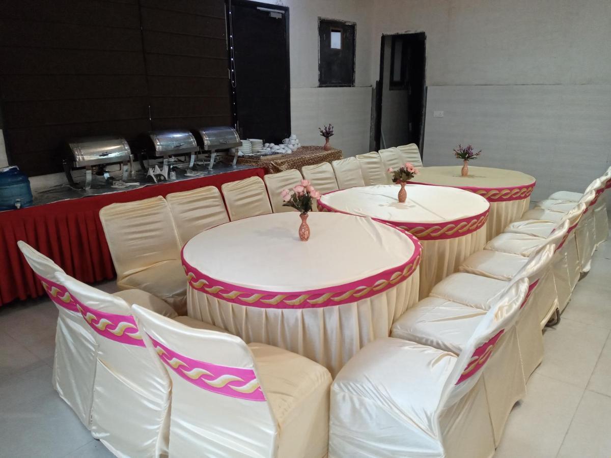 Hotel Vivah Residency Neu-Delhi Exterior foto