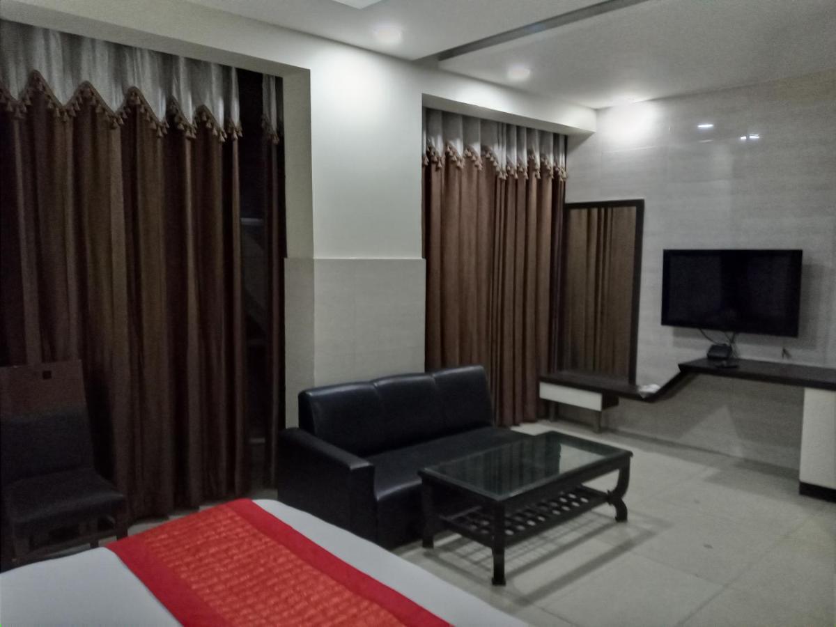 Hotel Vivah Residency Neu-Delhi Exterior foto